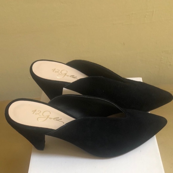 42 Gold Women’s Overcome V Throat Black Genuine Suede Slip On Mules Size 7.5/38 - Picture 7 of 16
